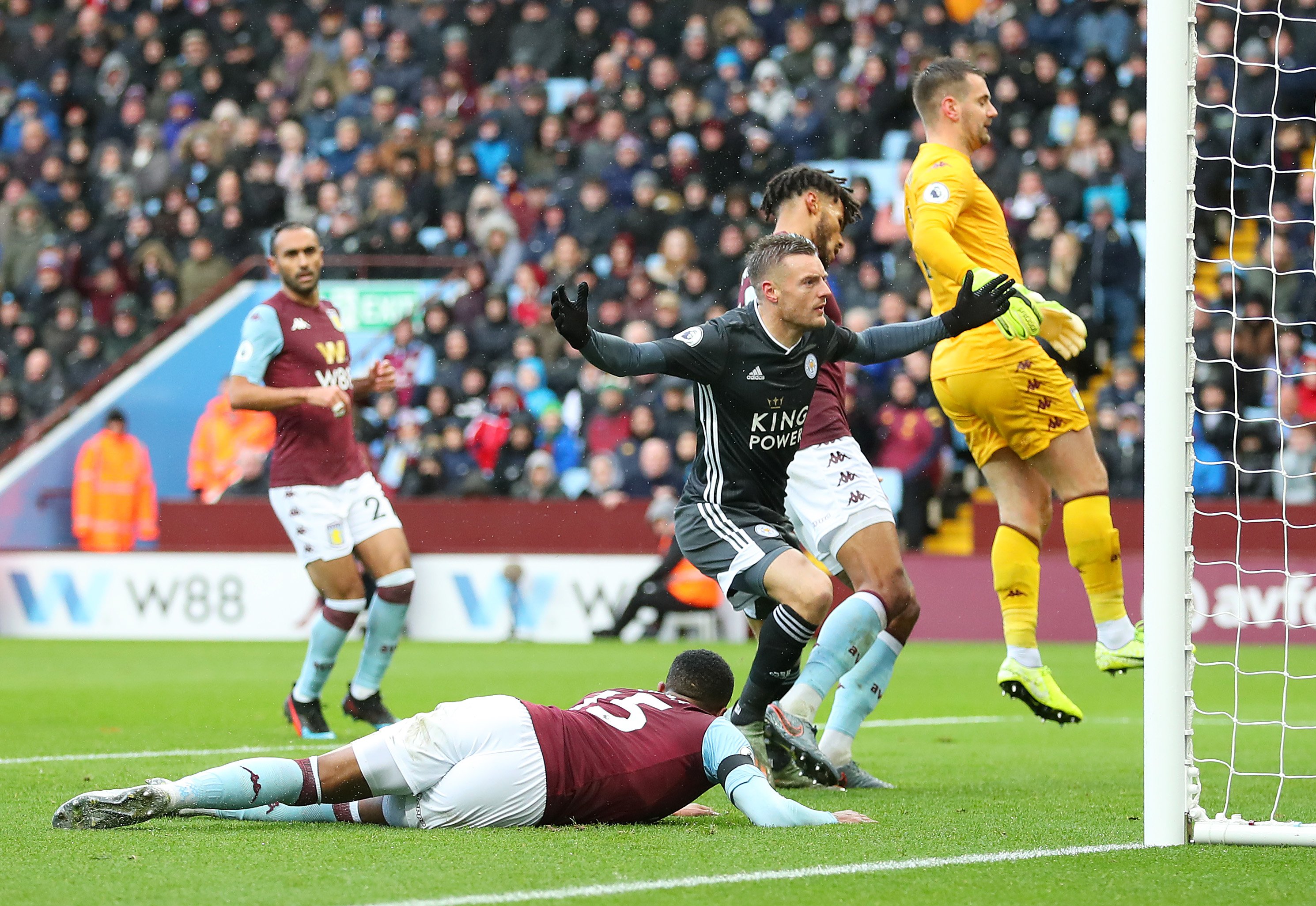 继续在意甲 继续在意甲