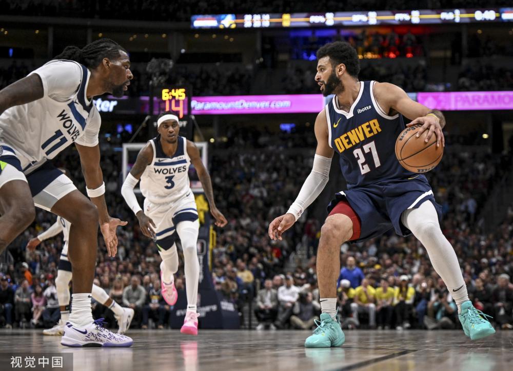 人瞩目的莫 人瞩目的莫