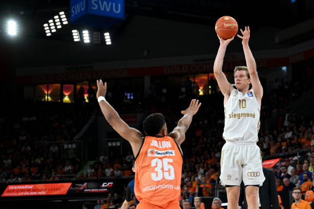 战的动力 战的动力